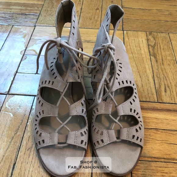 Open toe booties lace up size 8.5 - Picture 3 of 14